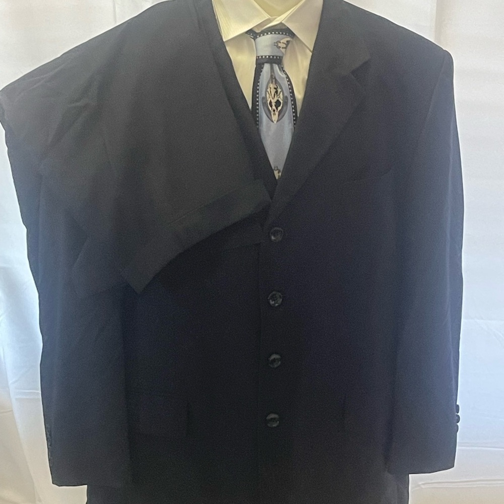 Classic Navy Blue Men's Suit